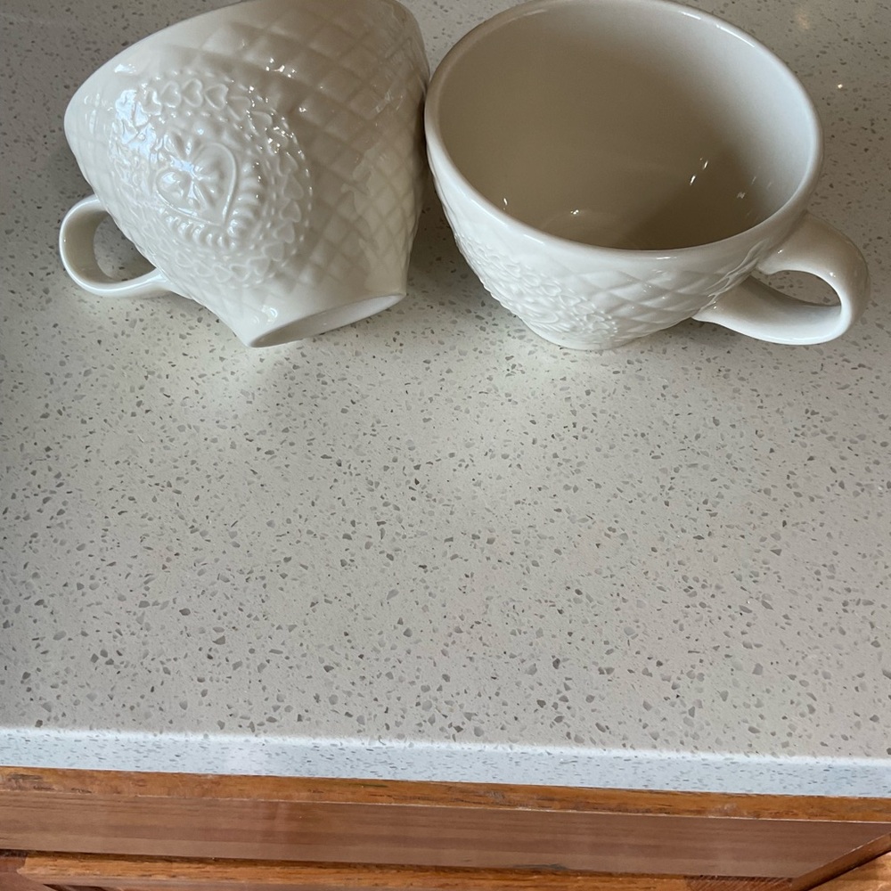 Adorable longaberger Textured Mugs - Picture 2 of 8